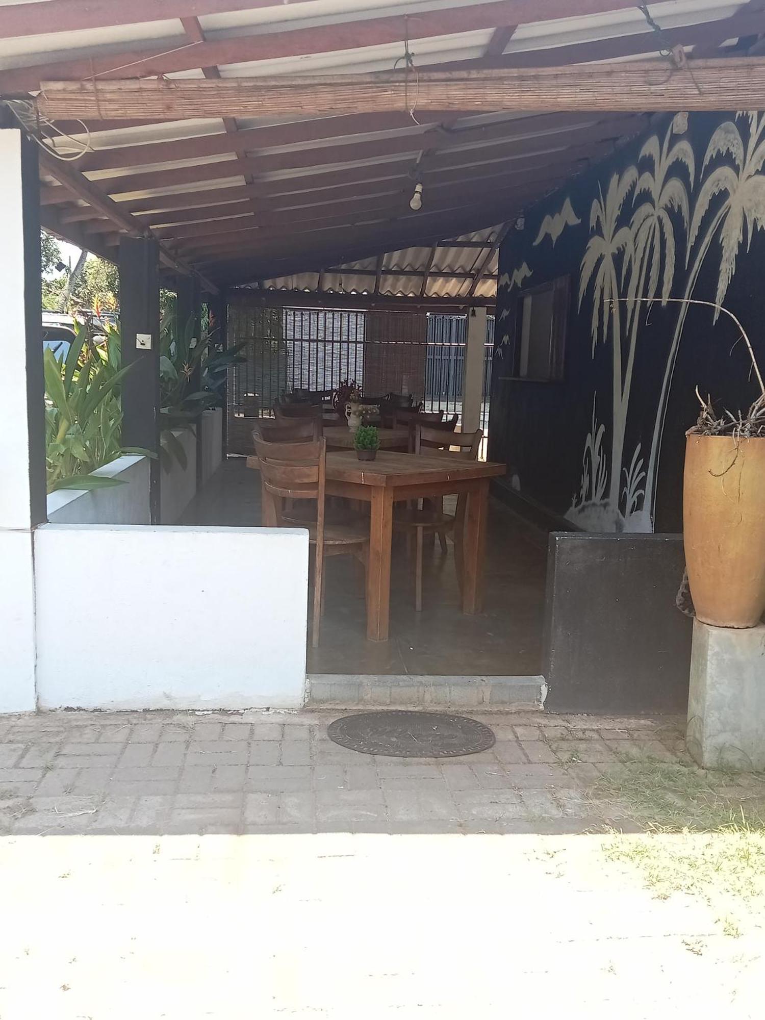 Negombo Royal Villa By Hotel Oviniru エクステリア 写真